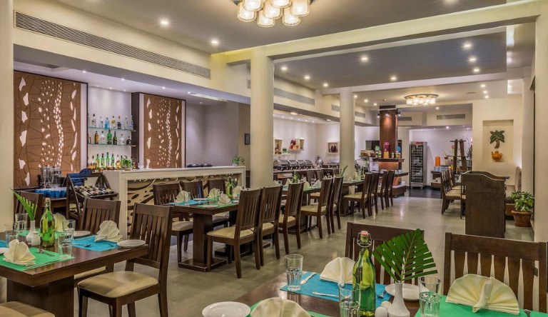 radisson-hotel-goa-candolim-the-palms