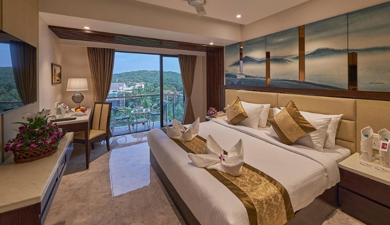 regenta-central-imperial-candolim-room-2