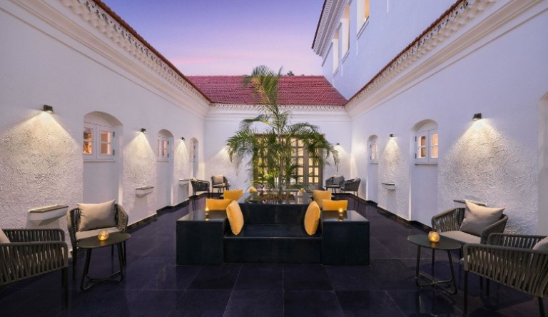 the-yellow-house-goa–IHCL-seleQtions-courtyard
