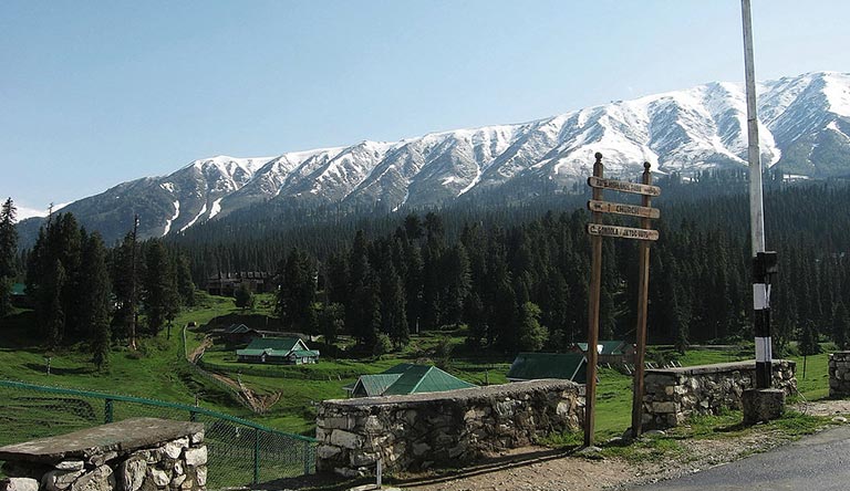 gulmarg-kashmir-india
