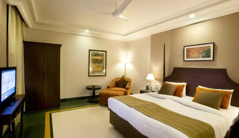 Ganga-Lahari-Hotel-Haridwar-Ganga-View-Room