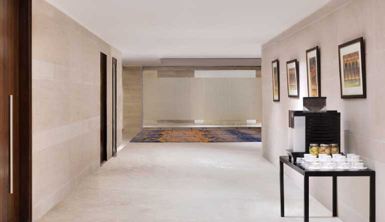 Four-Points-By-Sheraton-Meeting