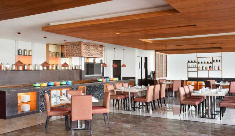 Four-Points-By-Sheraton-Restaurant