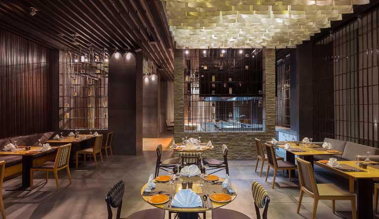 Holiday-Inn-Jaipur-Bistro