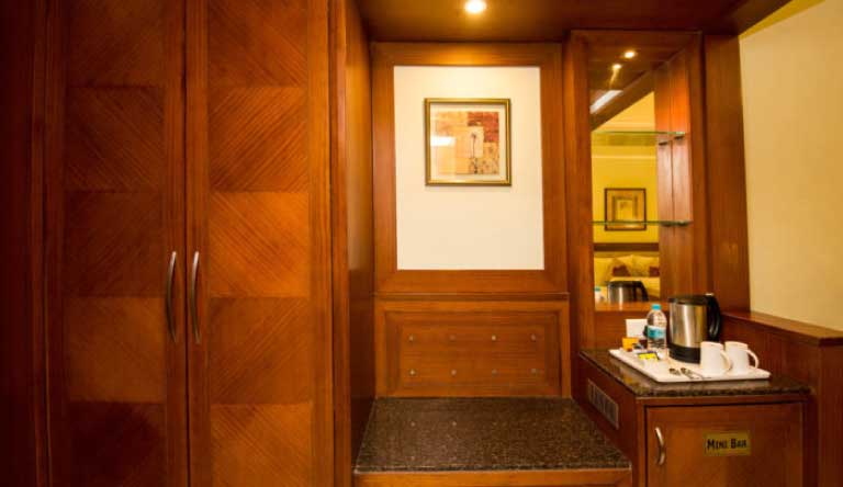 Hotel-Bella-Casa-Club-Room1