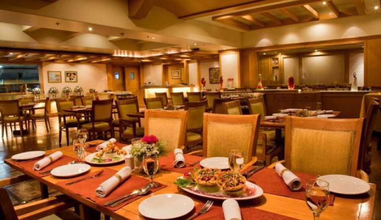 Hotel-Bella-Casa-Dining-Area2