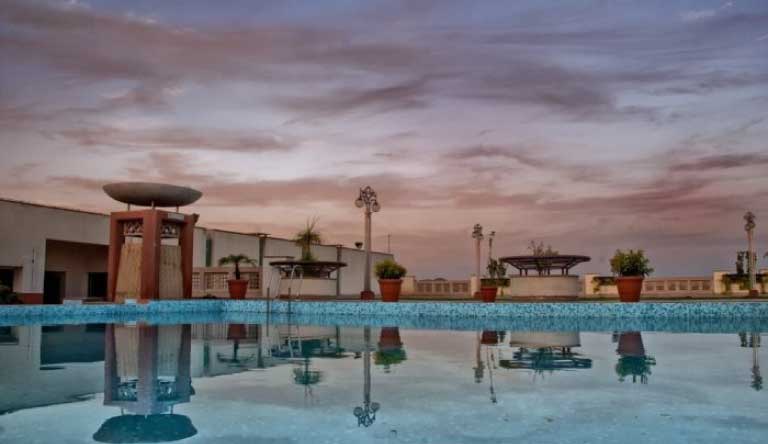 Hotel-Bella-Casa-Pool-Roof-Top