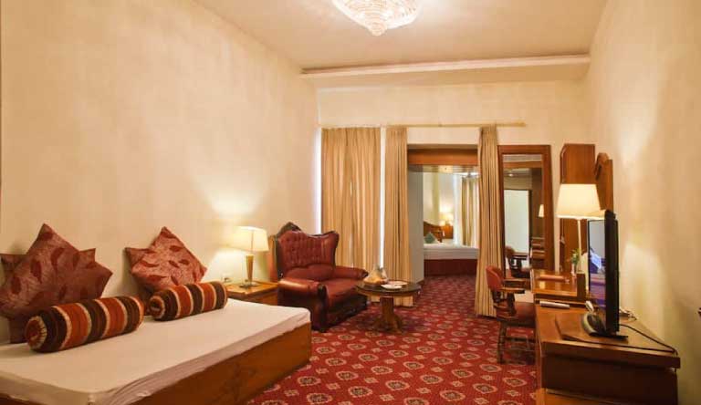 Hotel-Jaipur-Palace-Suite-Room1