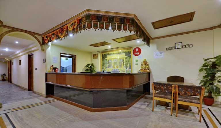Hotel-Maharani-Prime-Reception2