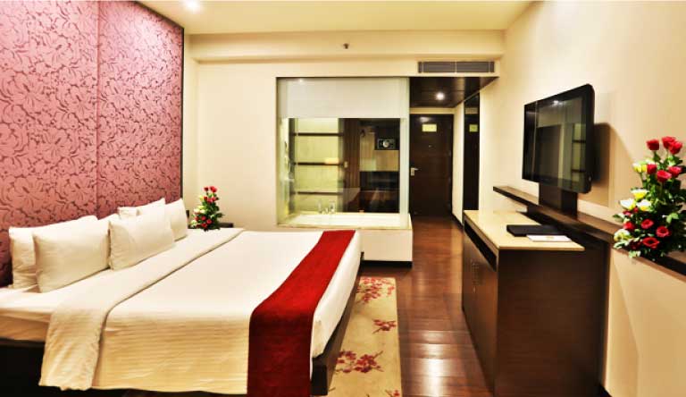 Hotel-Royal-Orchid-Deluxe-Room
