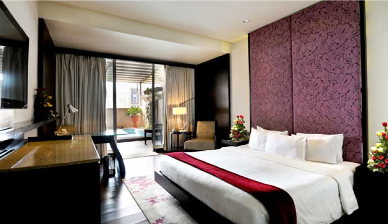 Hotel-Royal-Orchid-Plunge-Pool-Suite