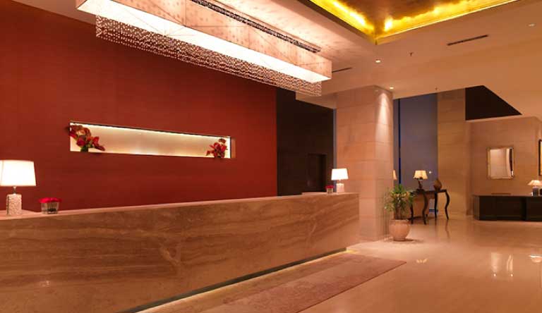 Hotel-Royal-Orchid-Reception