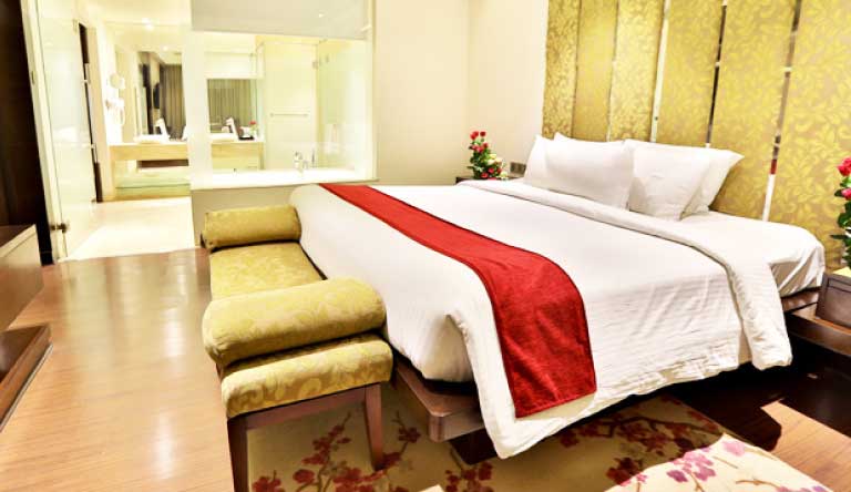 Hotel-Royal-Orchid-Suite