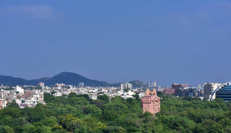 Jaipur-Marriott-Hotel-Guest-Room-City-View