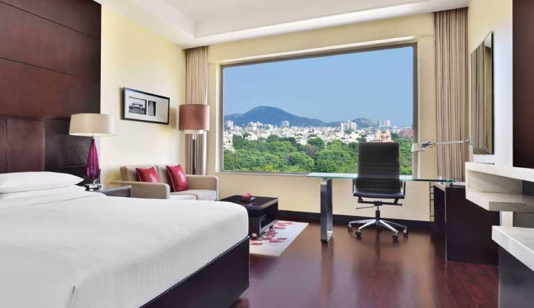Jaipur-Marriott-Hotel-Guest-Room-View