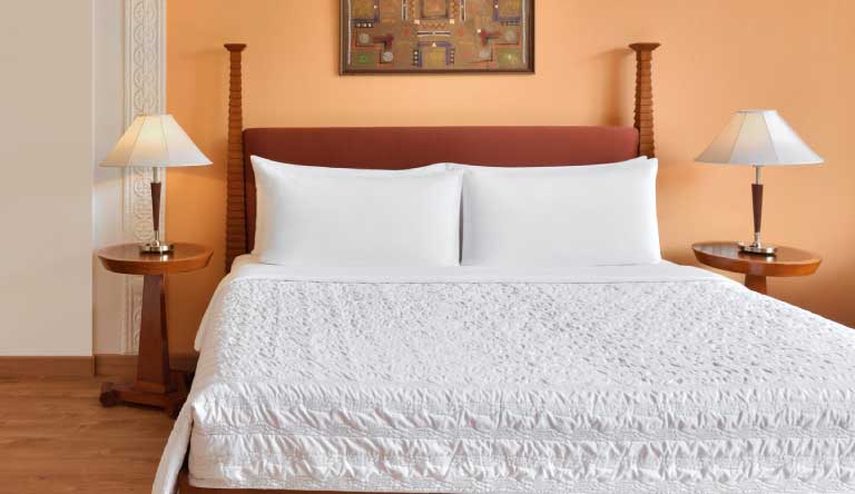 Le-Meridien-Jaipur-King-Deluxe-Guest-Room1