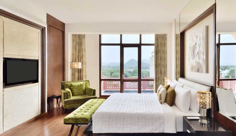 Le-Meridien-Jaipur-King-Deluxe-Suite