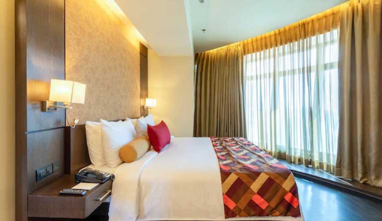 Multitude-Hotel-Suite