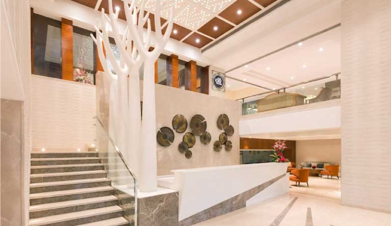 Radisson-Jaipur-City-Center-Reception