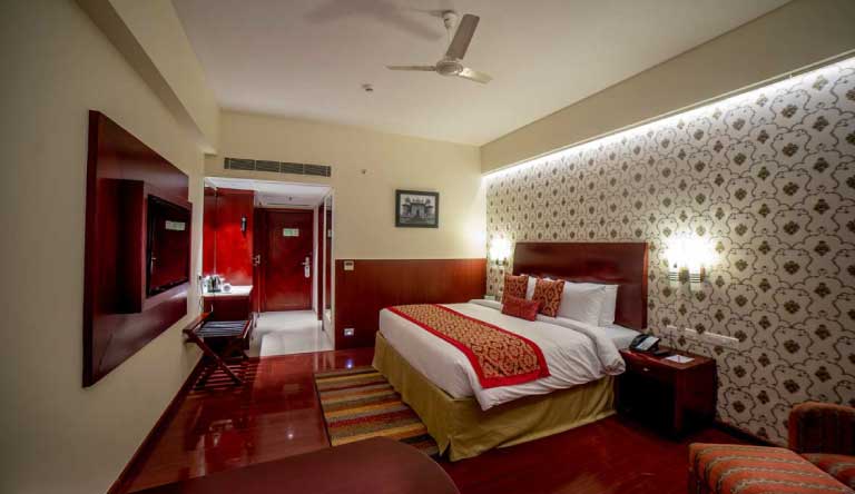 Ramada-Jaipur-Jaisinghpura-Deluxe-Room