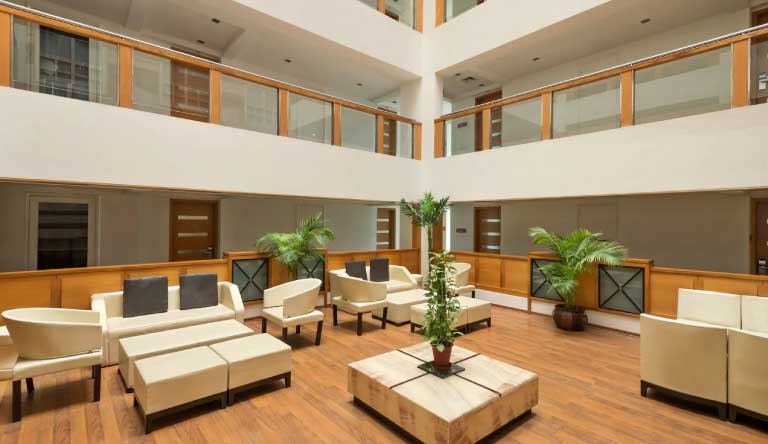 Ramada-by-Wyndham-Jaipur-Bar-Lounge