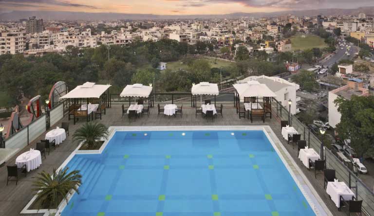 Ramada-by-Wyndham-Jaipur-Pool