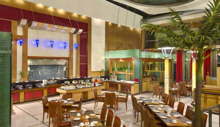 Ramada-by-Wyndham-Jaipur-Restaurant1