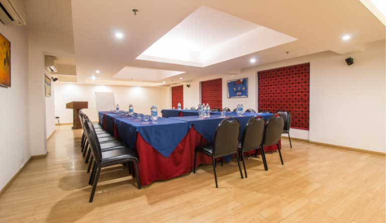 Red-Fox-Hotel-Conference-Hall