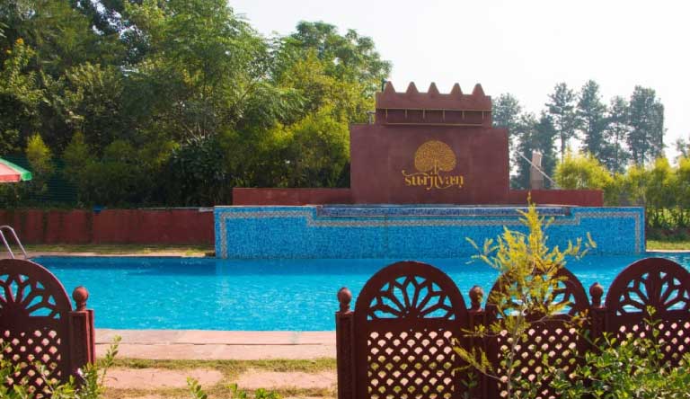 Surjivan-Pool