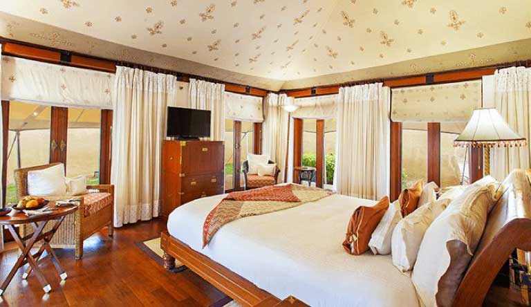The-Oberoi-Rajvillas-Luxury-Tent1