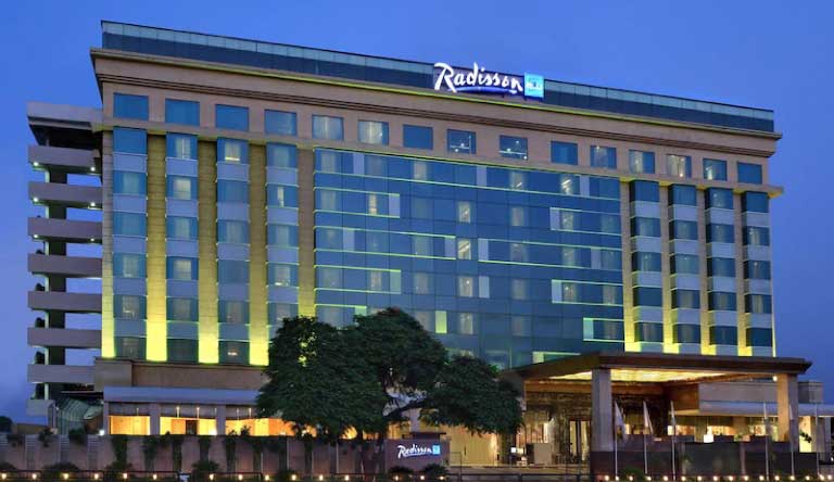 The-Radisson-Blu-Exterior1