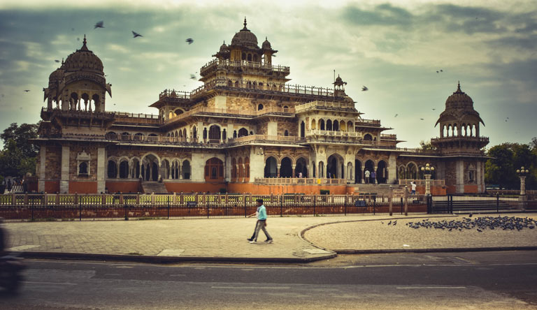 albert-hall-jaipur-india-evening