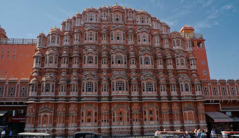 hawa-mahal-front-jaipur-india