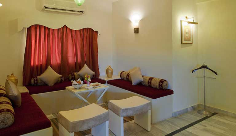 Fort-Rajwada-Jaisalmer-Deluxe-Executive-Suite1