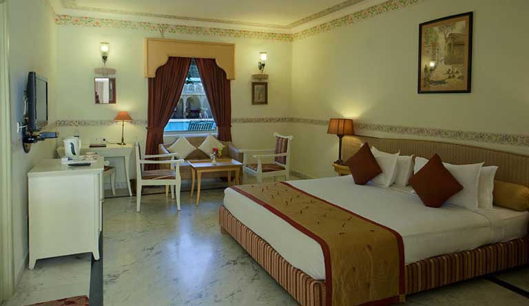 Fort-Rajwada-Jaisalmer-Deluxe-Room1