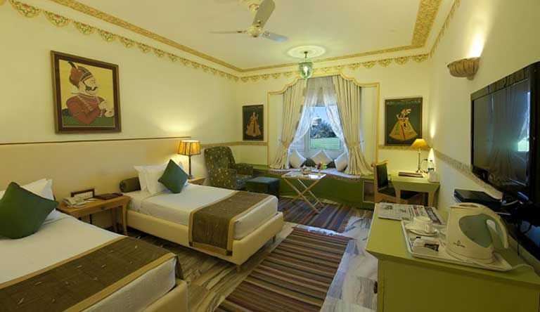 Fort-Rajwada-Jaisalmer-Deluxe-Room2