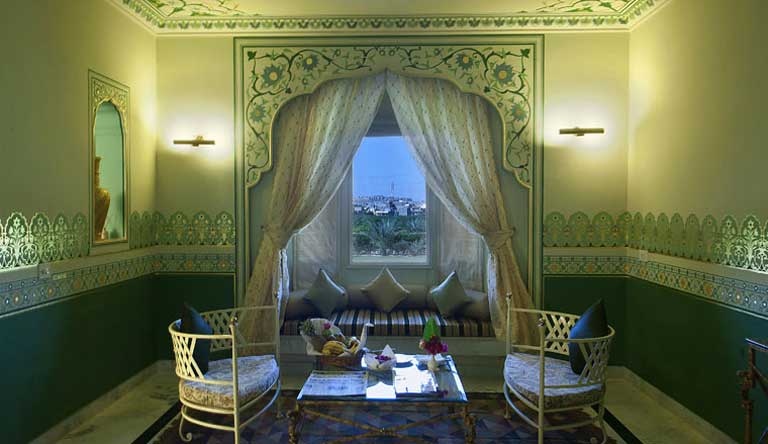 Fort-Rajwada-Jaisalmer-Royale-Suite1