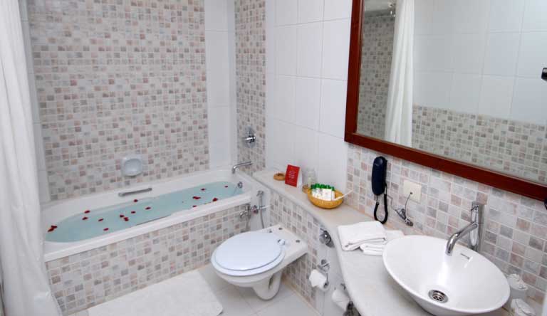 Gorbandh-Palace-Jaisalmer-Bathroom