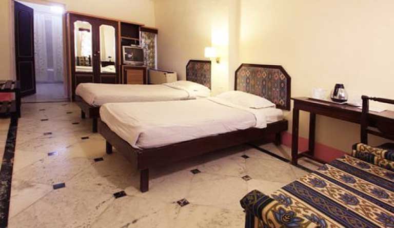 Himmatgarh-Palace-Jaisalmer-Room