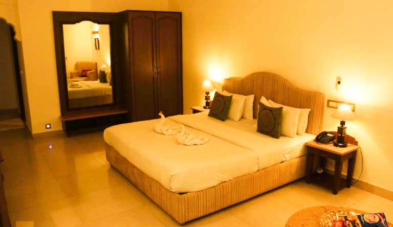 Hotel-Deoki-Niwas-Palace-Jaisalmer-Deluxe-Room