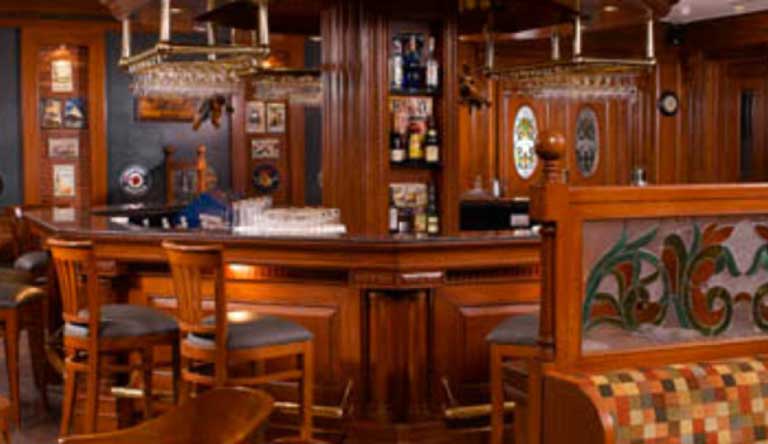 Park-Plaza-Jodhpur-Pub-Geoffrey