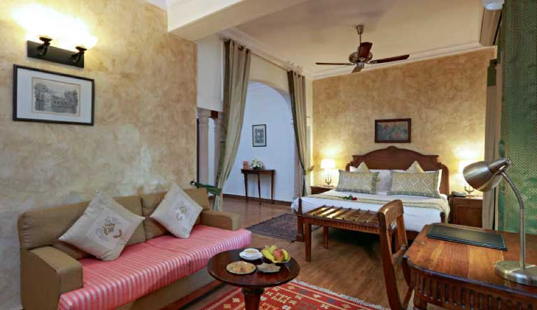 Ranbanka-Palace-Hotel-Luxury-Suite1