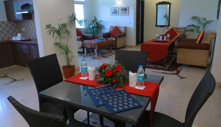 Ranbanka-Palace-Hotel-Royale-Service-Apartments