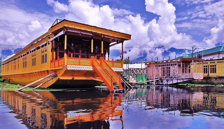 Srinagar with Houseboat