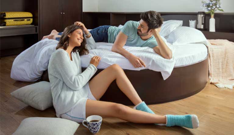 Apple-Country-Resort-Round-Bed-Honeymoon-Suite