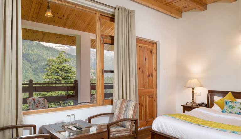 Delfryn-Hotel-Manali-Deluxe-Room