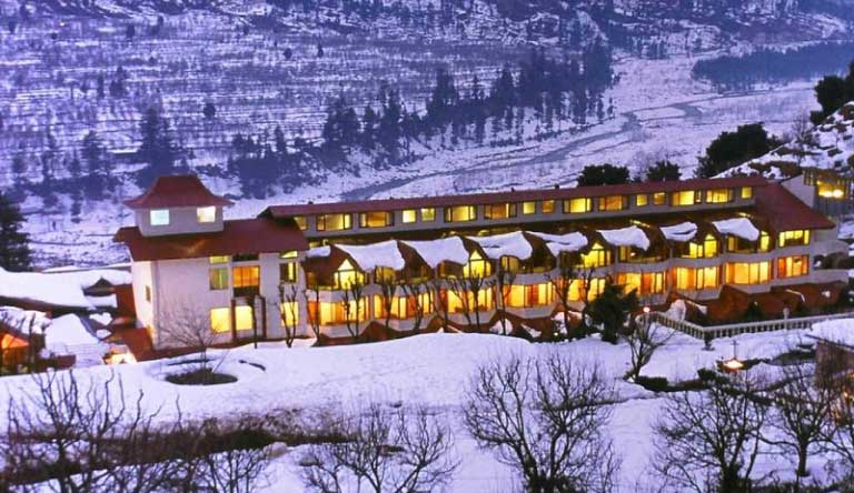 ManuAllaya-Exterior-Winter-View