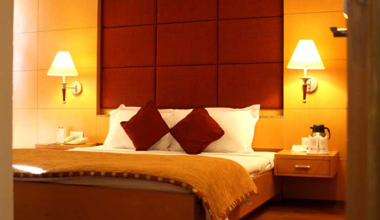 River-Country-Resort-Manali-3Room-Cottage-Crane1