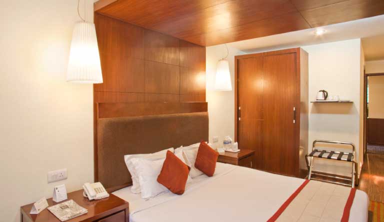 River-Country-Resort-Manali-Deluxe-Suite-Parrot-Suite