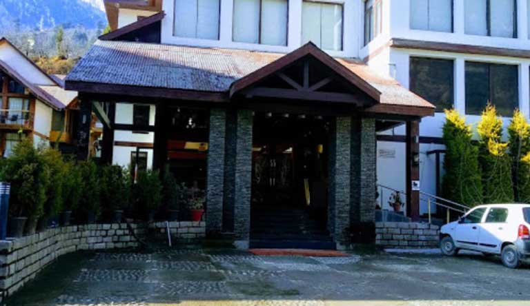 River-Country-Resort-Manali-Exterior-Entrance